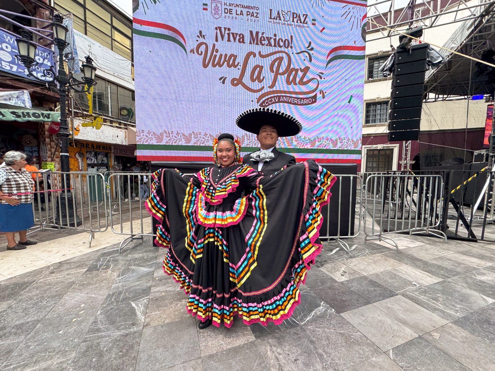 La Paz refuerza operativo en festejos del 216 Aniversario de la Independencia