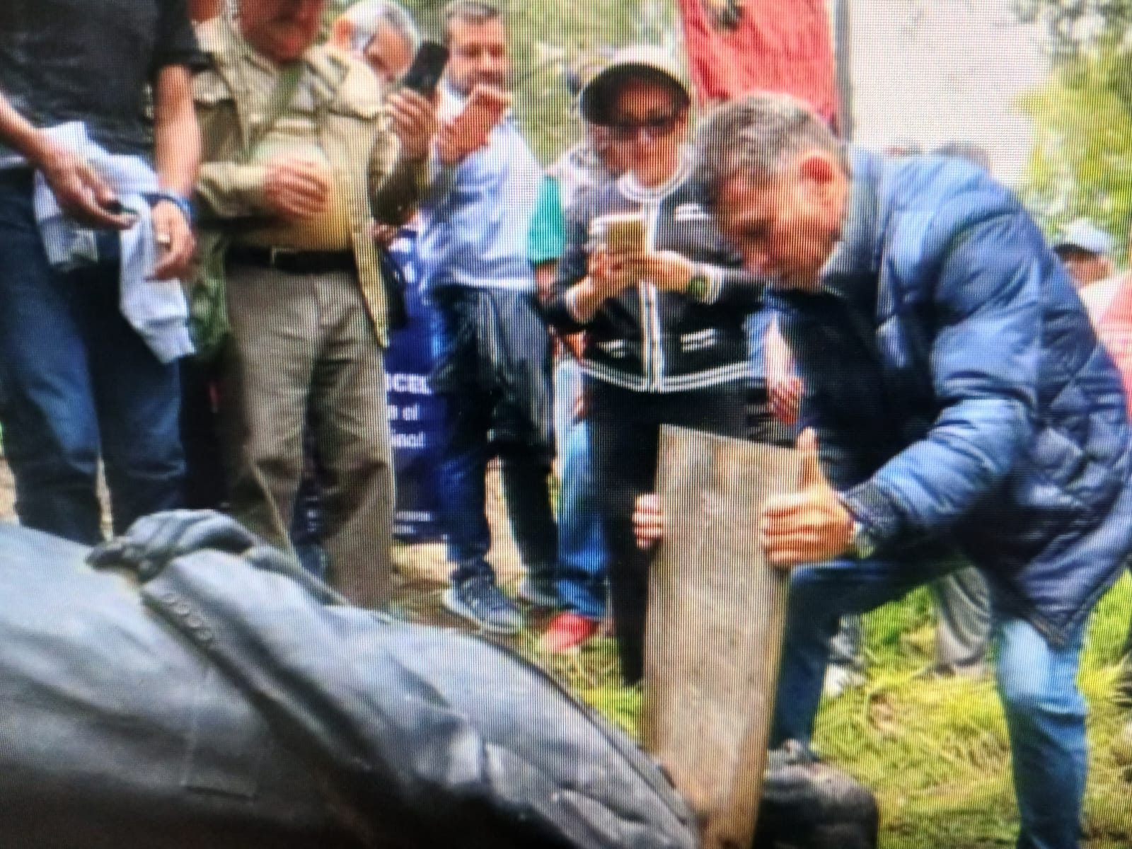 'No estoy de acuerdo con lo que hicieron con la estatua' de Calderón: Sheinbaum